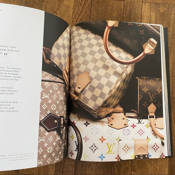 Louis Vuitton Histoires Book 2012  Stories of a Legend - Picture 5 of 12